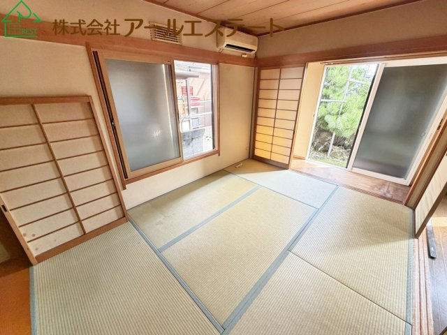 加古川市平岡町二俣　　JR「東加古川駅」徒歩16分の和室