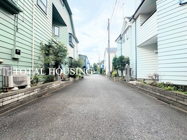 【前面道路含む現地写真】 | 三鷹市牟礼6丁目　新築戸建　全1棟
