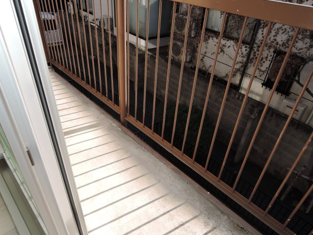 【バルコニー】