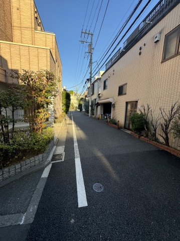 シャンブル向丘の周辺
