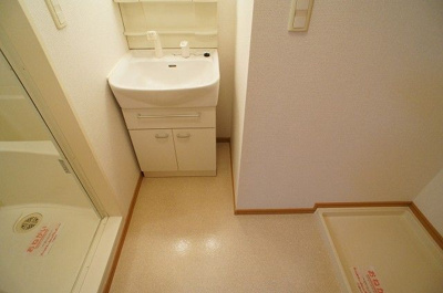 【洗面所】 | ベラルデ | 忙しい朝には欠かせない洗面所です