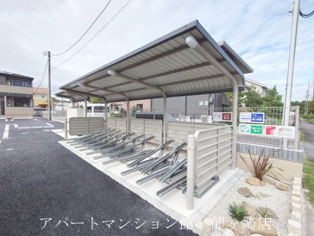 アンフィニアムールⅠの駐車場