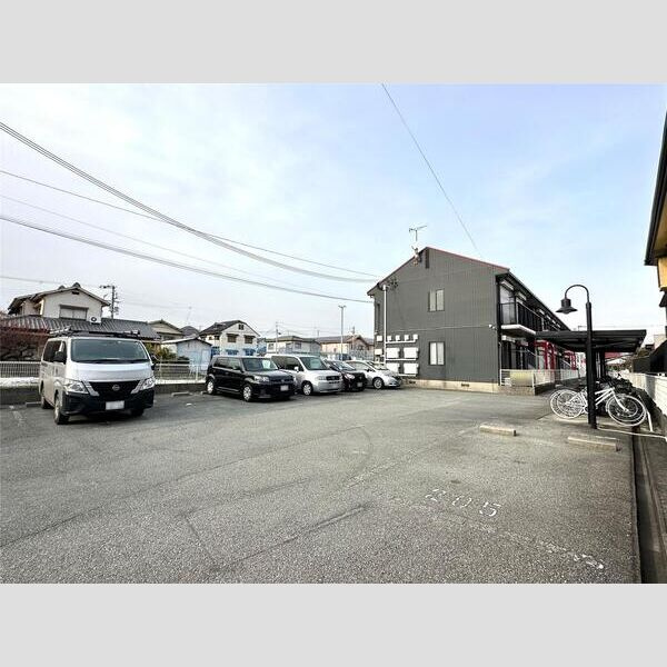 アルコ・ラ・カーサ町坪Ⅱの駐車場