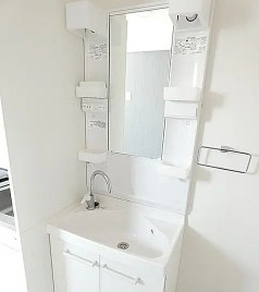 立川市柴崎町１丁目のアパートの独立洗面台