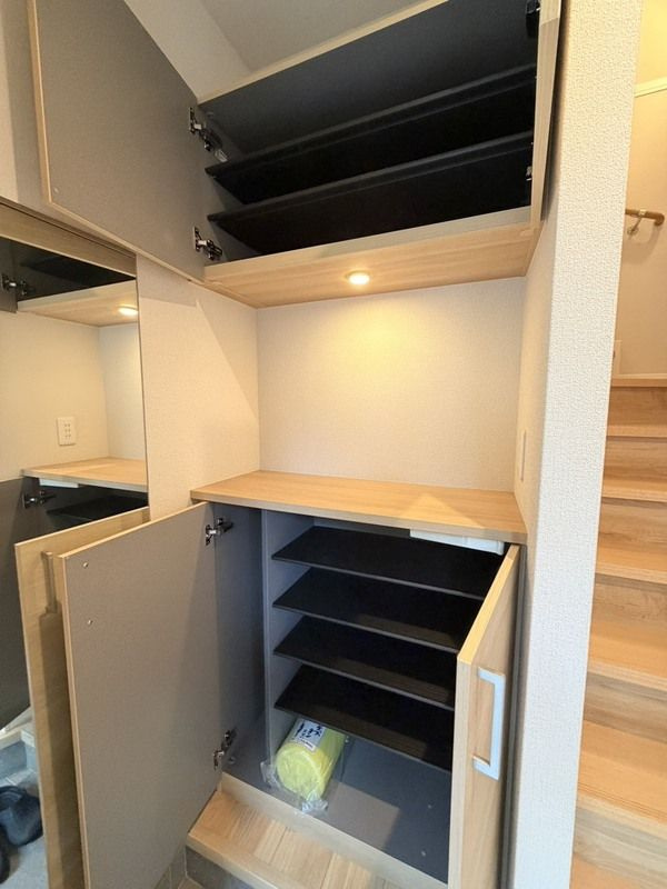 Urban　Suites　Kunitachiの玄関