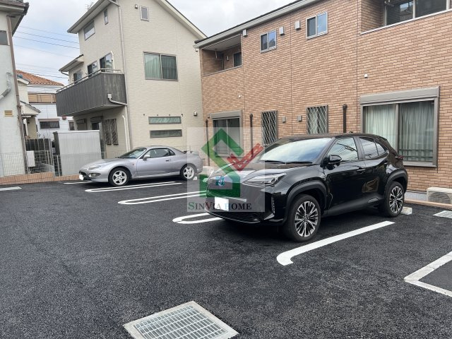 ヴィオラの駐車場