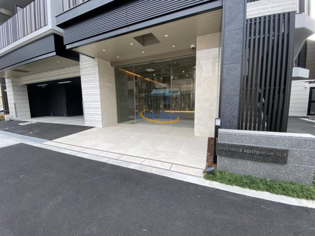 【エントランス】 | スプランディッド弁天町DUE