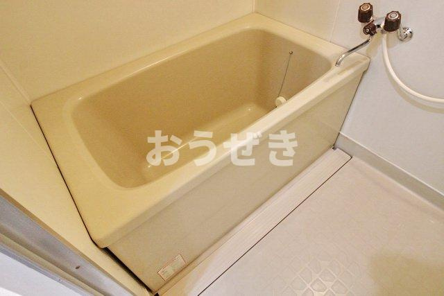 コンフォール北寺尾の浴室