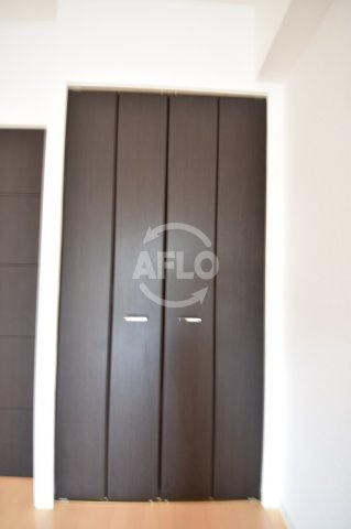 ラナップスクエア阿波座の収納|ラナップスクエア阿波座　クローゼット