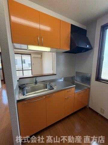 北九州市八幡西区木屋瀬５丁目のアパートのキッチン