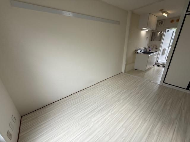 ポルシェ飯山の居間・リビング