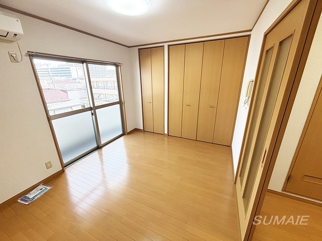 シャイン王子神谷の寝室|居室です☆