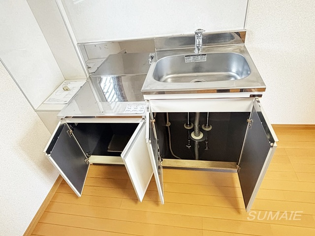 シャイン王子神谷のキッチン|キッチン収納スペースです☆