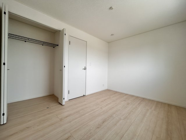 筑後市野町第3の洋室