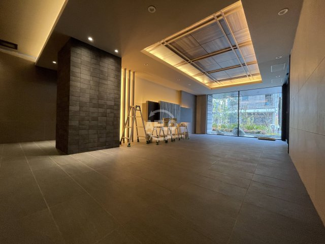 Louis Residence弁天町　弁天小学校のロビー|Louis Residence 弁天町　ロビー