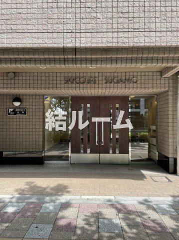 北区滝野川５丁目の賃貸マンションのエントランス