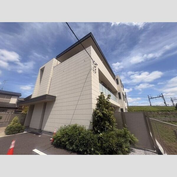 ベルジュ柏旭町の外観