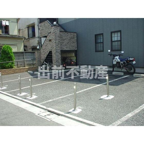 ベルクハイムの駐車場