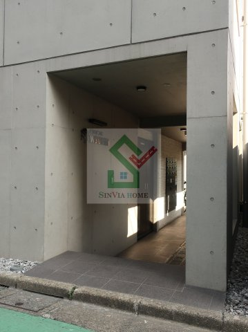 ココフラット武蔵関のエントランス