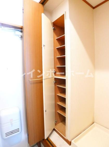 シーサイドパレスの玄関|※別部屋参考
