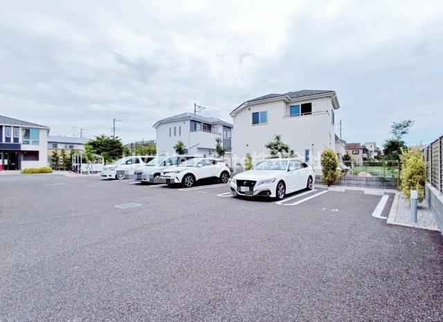 ミルサンクBの駐車場|別部屋参考写真