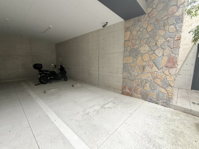 ウォークワンミニッツ王子公園の駐車場
