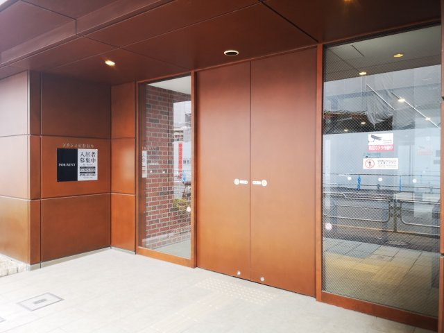 【エントランス】