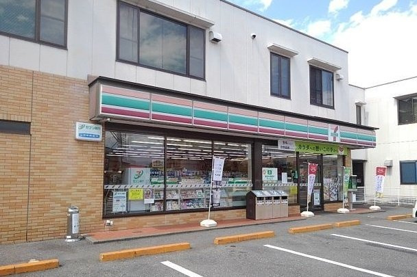 【周辺】 | ヒカルサ甲府国母　ノースⅡ | セブンイレブン甲府国母店まで500m