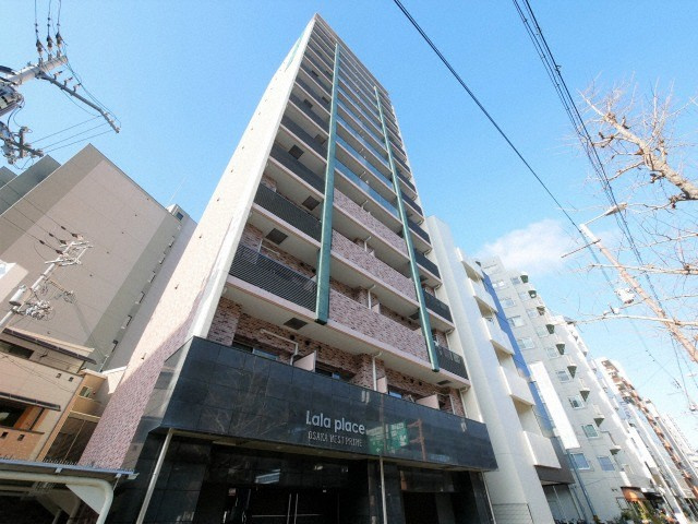 ララプレイスOSAKA　WEST　PRIMEの外観