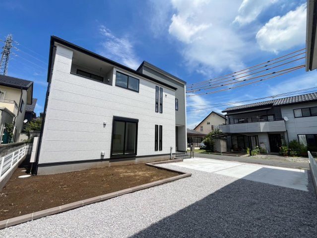 【外観】 | 前橋市青柳町　新築住宅 | 完成済み！いつでも新生活を始めることができます。
開放感あるLDK！
陽当り、風通しも良い暖かな住まいです。
KOALIVE （コアライブ）【0120-919-727】