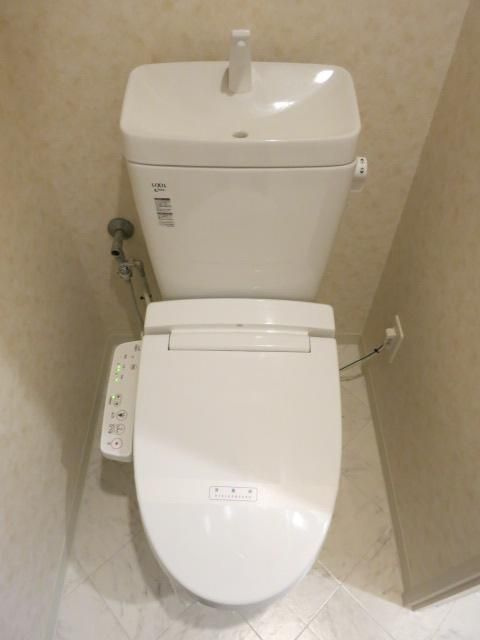 ラクラス池袋のトイレ