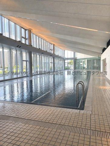 共用部にはプールがございます！