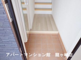 【玄関】 | アンフィニアムールⅠ | ※イメージです
