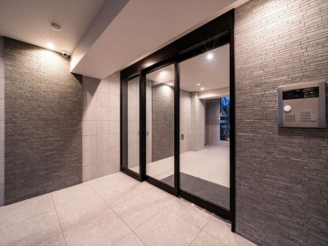 ＬＵＸＣＡＳ香椎浜のエントランス