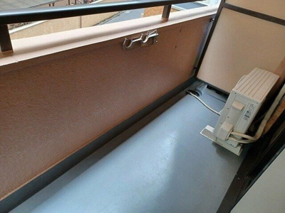 【バルコニー】