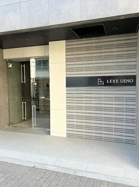 LEXE上野のエントランス|清潔なエントランスです