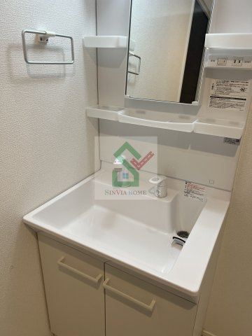 カインドネス武蔵関の独立洗面台