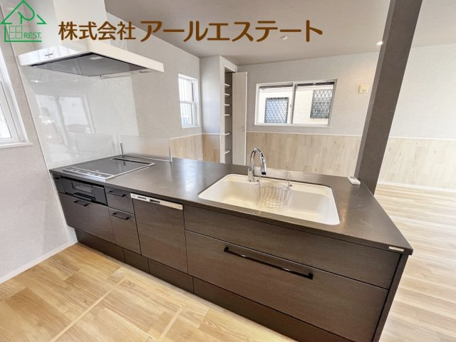 高砂市美保里　　　中古戸建のキッチン