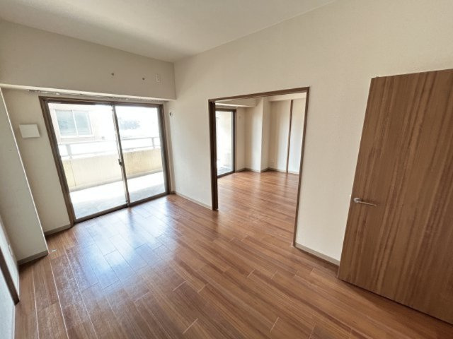 の賃貸マンションの洋室|※別部屋同間取りのお写真となります。参考にご覧くださいませ。