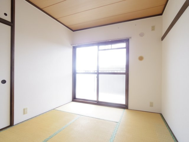 コートビレジの内装
