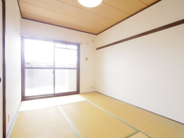 コートビレジの内装