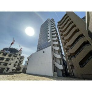 PURE RESIDENCE名駅南のエントランス