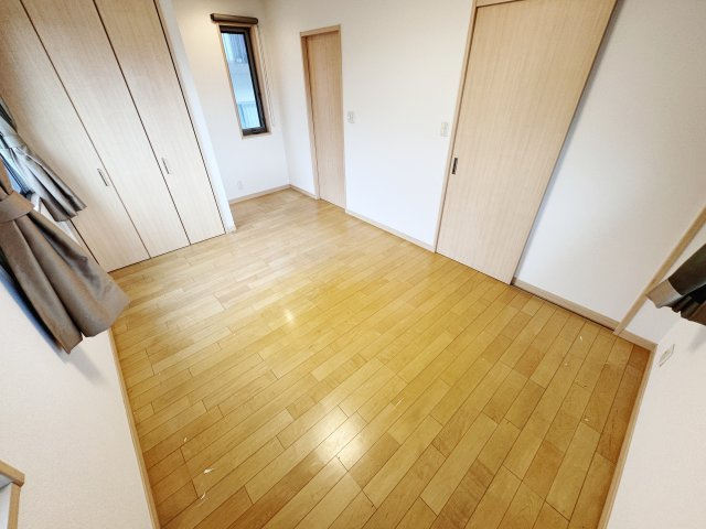 青崎東戸建ての内装