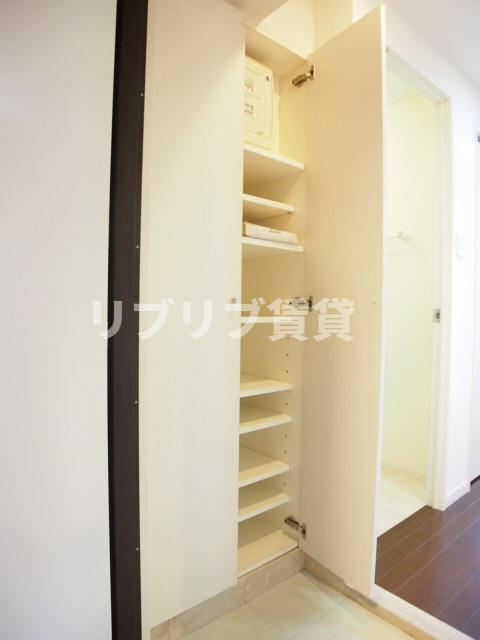 Humanハイム千葉本町の玄関