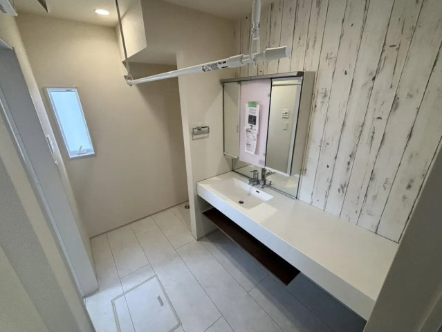新座市栄2丁目　省エネ×制震　長期優良住宅　最終1棟の独立洗面台
