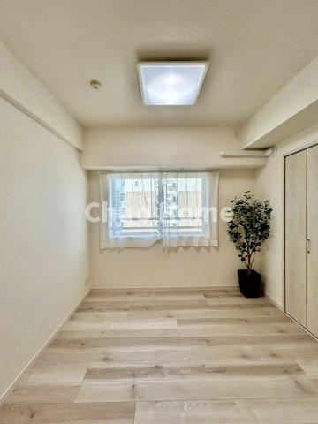 アルシオン小岩の子供部屋|【子供部屋】お子様を持つ家庭の約6割が「家族や子どものため」に購入を希望。入学後の転校を避け、広い空間でのびのび育てたいなどの親心が、家探しのきっかけになっているようです。