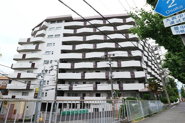 メゾン豊中刀根山の外観