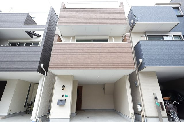 大阪府大阪市住之江区東加賀屋3-4-4-11の外観