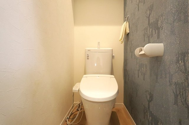 大阪府大阪市住之江区東加賀屋3-4-4-11のトイレ