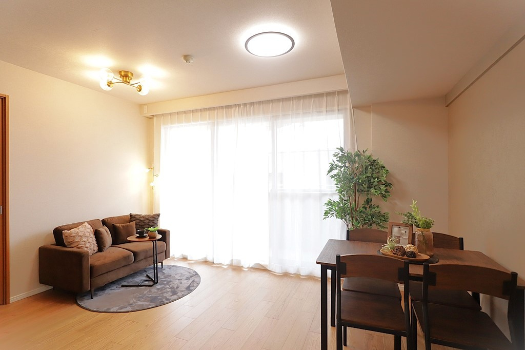 ネバーランド住吉大社駅前 の居間・リビング